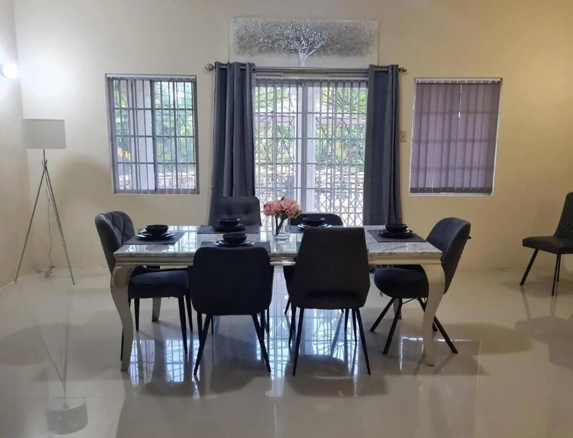 Tropical Paradise Retreat In St Ann'S Priory