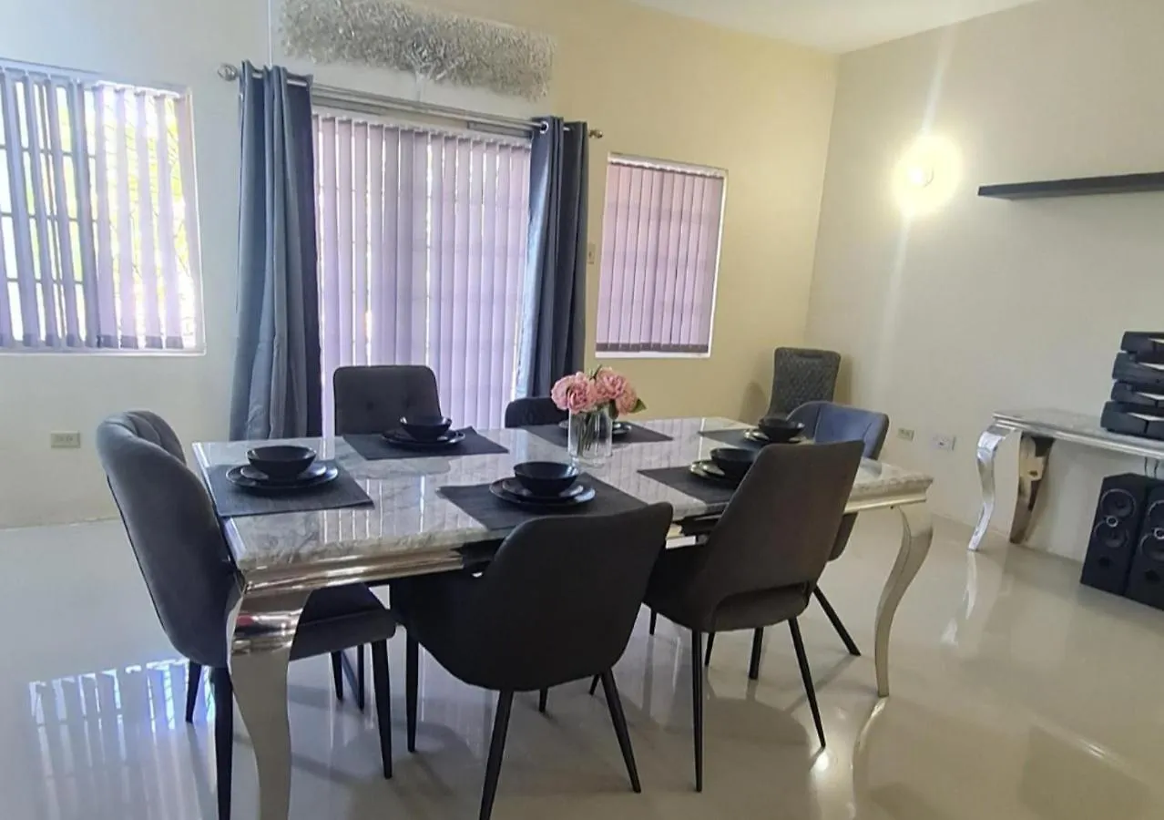 Tropical Paradise Retreat In St Ann'S Priory